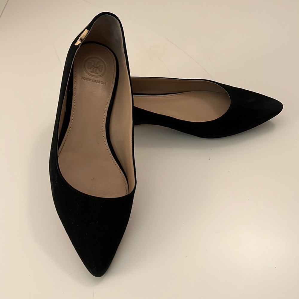Tory Burch | Black Suede Elizabeth pointy toe flat